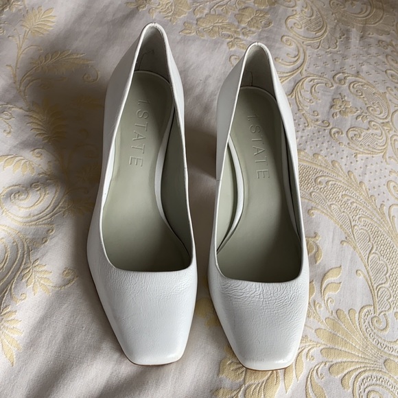 ⭐️SOLD⭐️Square Toe Block Heels - Picture 5 of 7